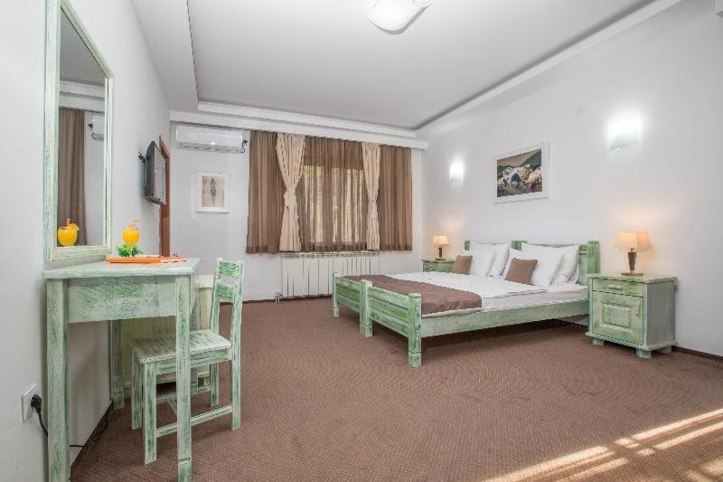 Hotel Trim Nikšić Værelse billede